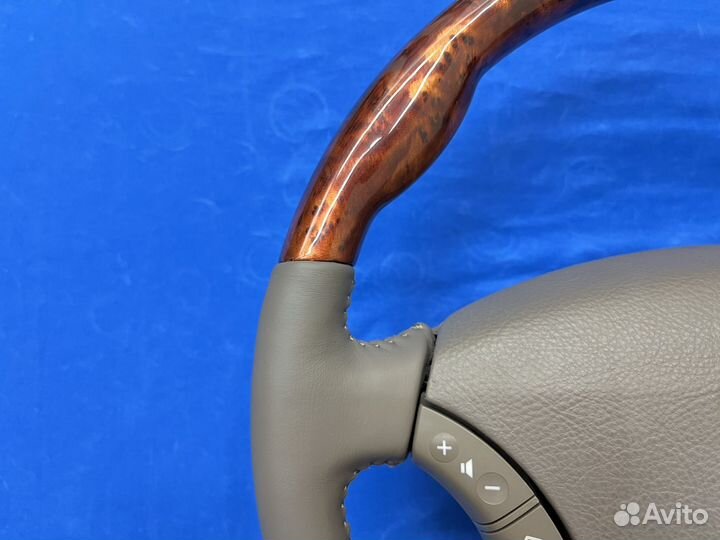 Анатомический руль с косточкой Toyota Camry 35