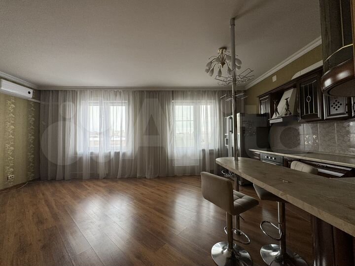 3-к. квартира, 120 м², 9/9 эт.