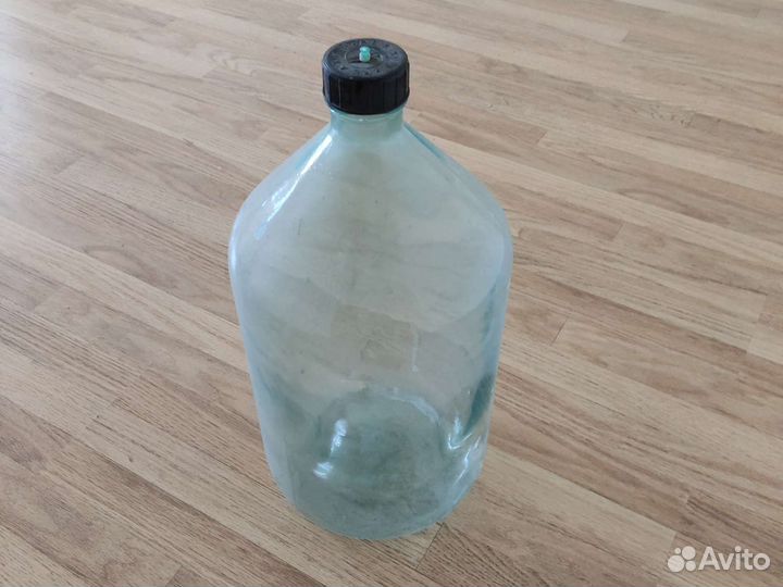 Бутылка стеклянная 10 литров