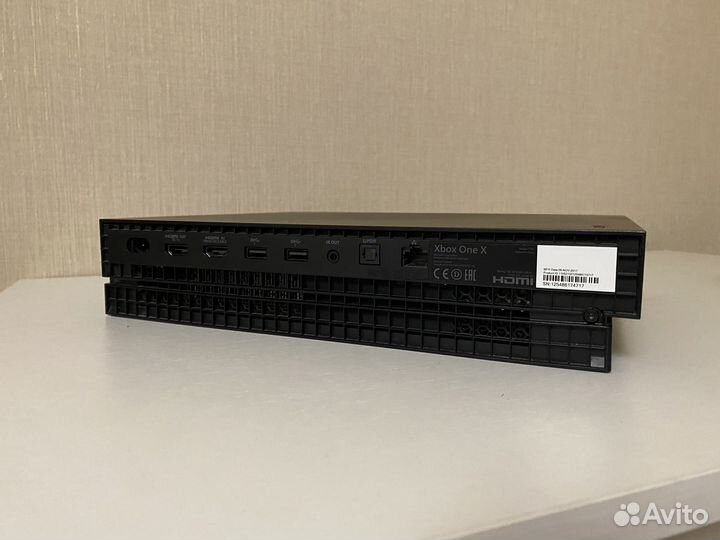 Xbox one X в отличном состоянии