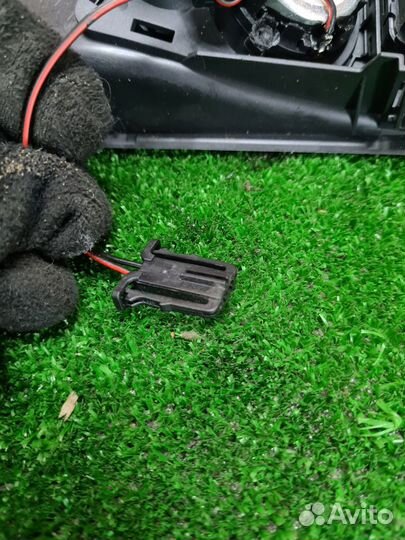 Ручка двери правая внутренняя Skoda Octavia A5