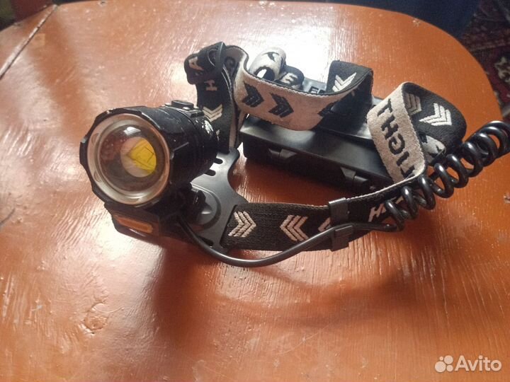 Налобный фонарь
