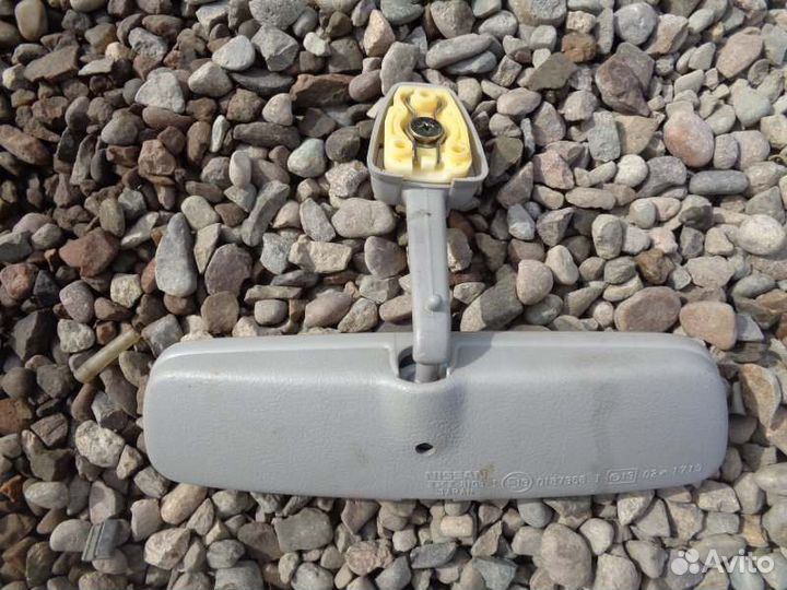 Зеркало Nissan Presage U30 KA24DE 2001/4