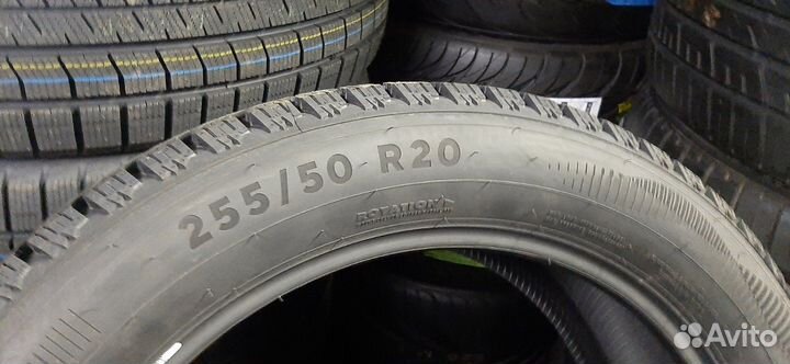 Ikon Tyres Autograph Snow 3 SUV 255/50 R20 109R