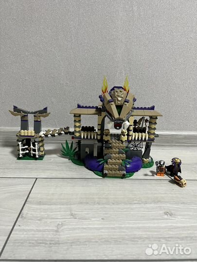 Lego Ninjago 70749 Храм клана Анакондрай