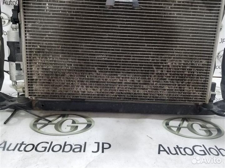 Панель передняя/телевизор (в сборе) Nissan Dualis