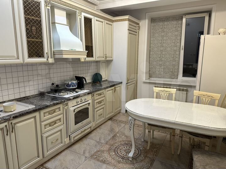 2-к. квартира, 78 м², 5/10 эт.