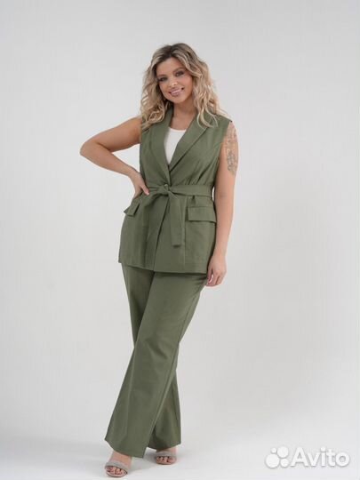 Брючный костюм женский