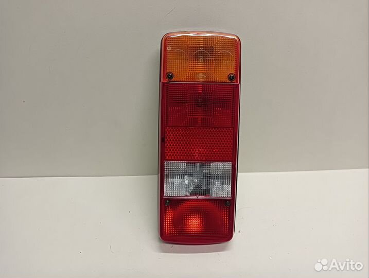 Фонарь задний VW Transporter T4 2VP003567111