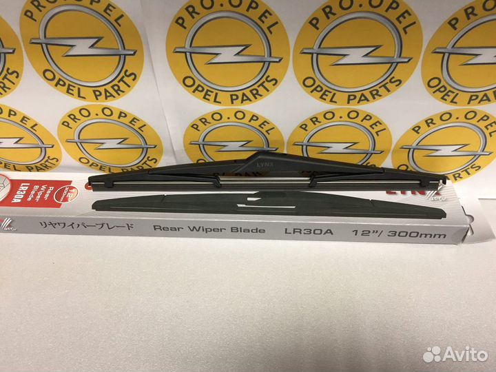 Щетка стеклоочистителя зад. Opel Astra H