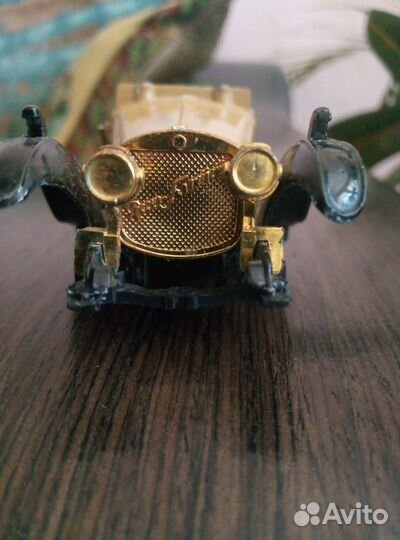 Коллекционная машинка Руссобалт с24-40