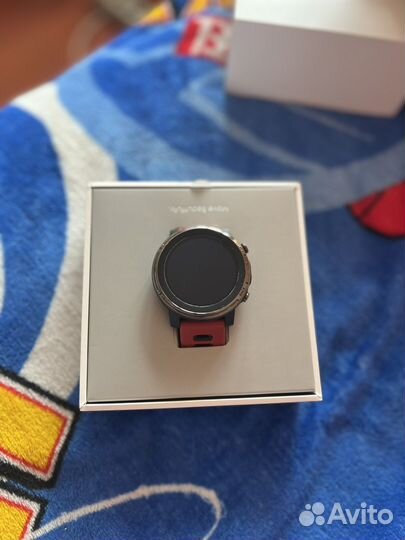 Часы Xiaomi Amazfit Stratos 3