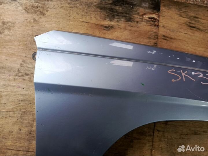 Переднее правое крыло Chrysler Pacifica CS