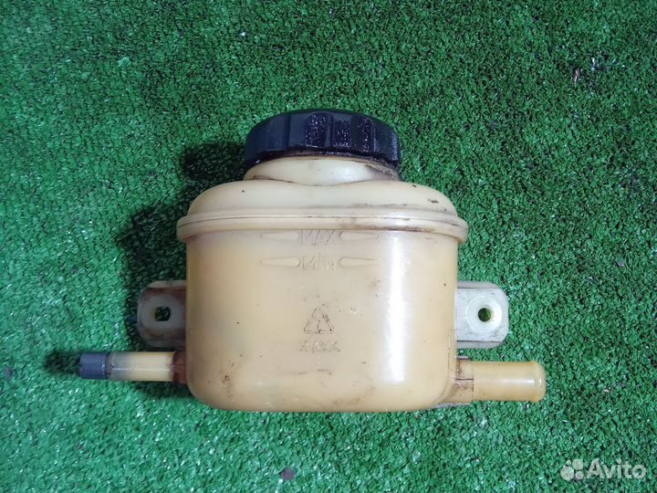 Chevrolet lacetti бачок гур