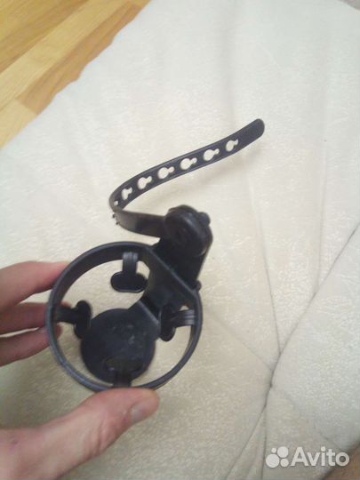 Крепеж для бутылки на велосипед