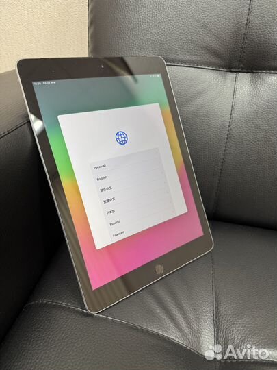 iPad 128gb (6th generation) wi-fi + cellular 2018