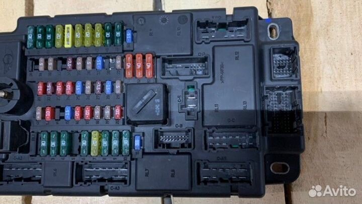 Блок предохранителей салонный Mini Cooper S