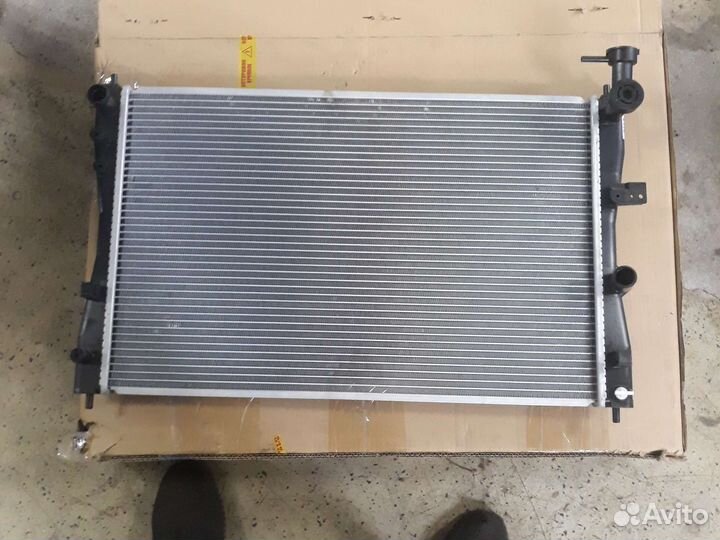 Радиатор охлаждения митсубиси кольт
