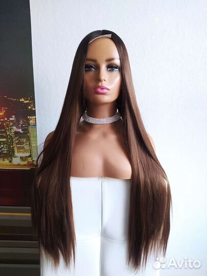 Парик светло-коричневый прямой