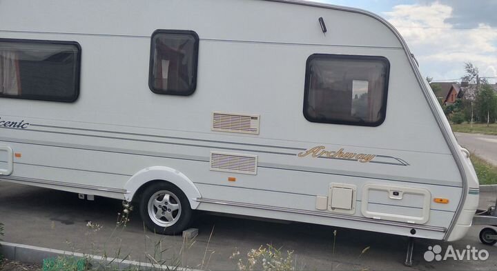 Прицеп-дача Swift Archway, 2001