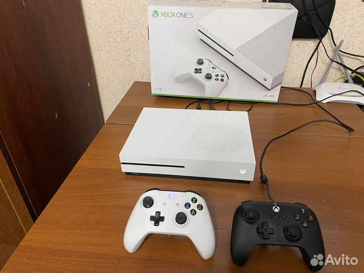 Xbox One S 1tb