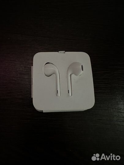Наушники earpods