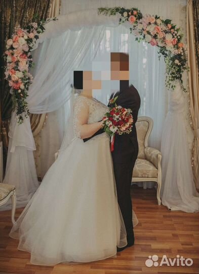 Свадебное платье