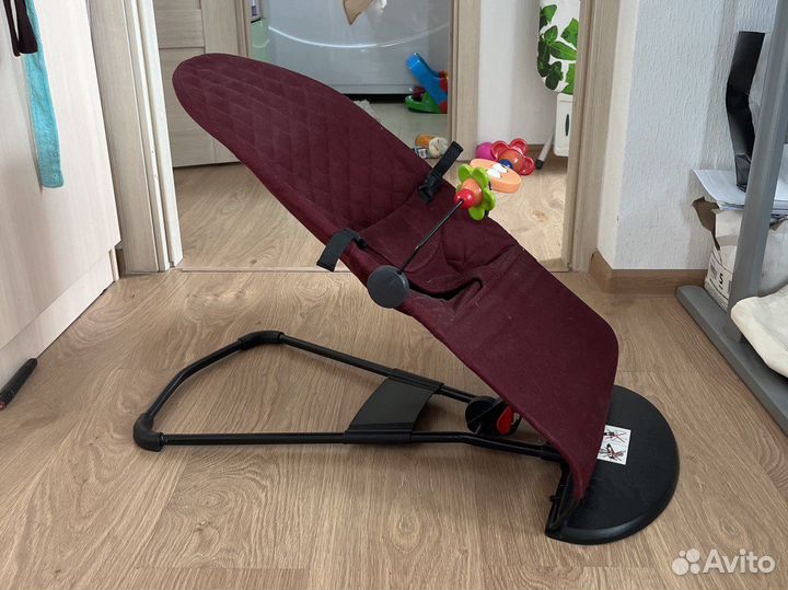 Шезлонг детский