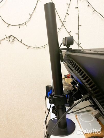 Кронштейн для монитора dexp