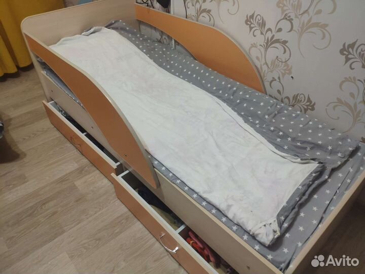 Детская кровать с матрасом ортопедическим