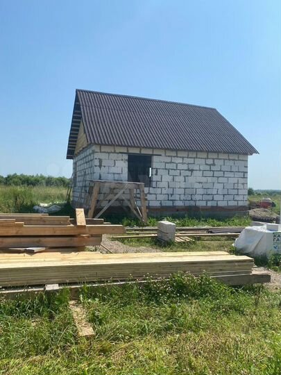 Дом 110 м² на участке 12 га