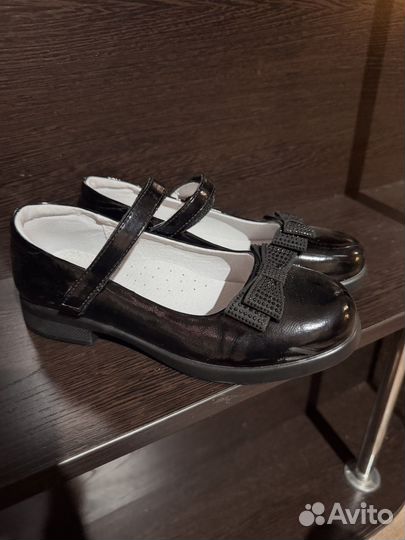 Туфли для девочки 35 размер
