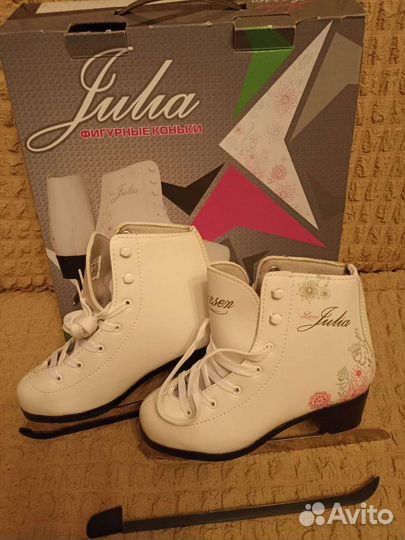 Коньки фигурные