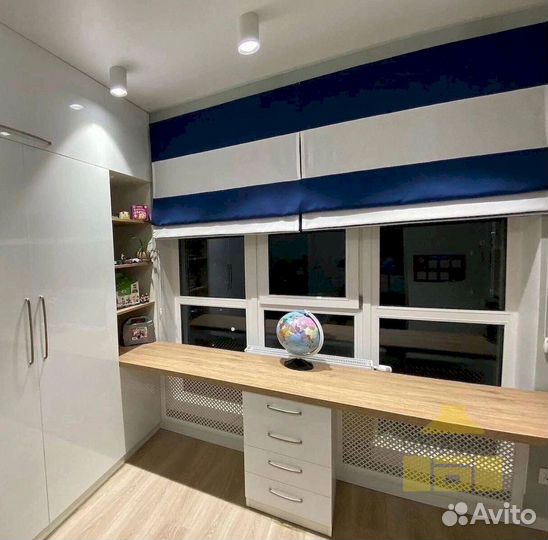 Серый шкаф