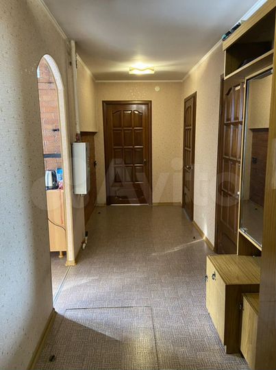 3-к. квартира, 65 м², 1/1 эт.