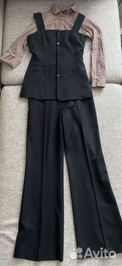 Пакет женской фирменной одежды 42-44