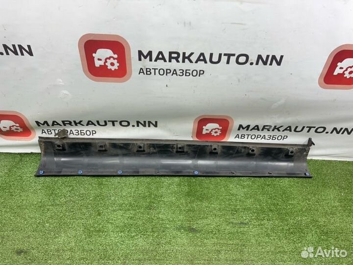 Накладка порога наружная правая Suzuki Sx4 1 1.6