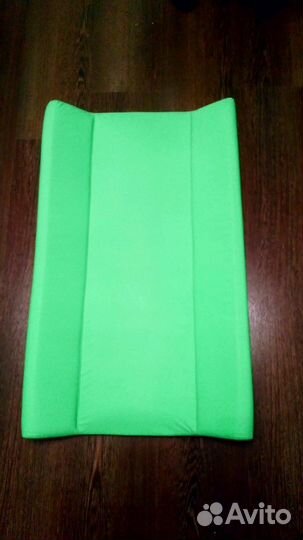 Пеленальный столик