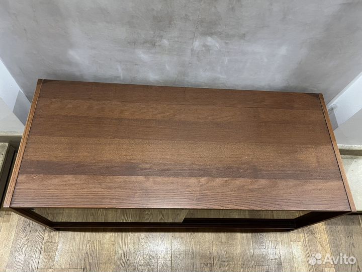 Тумба под телевизор