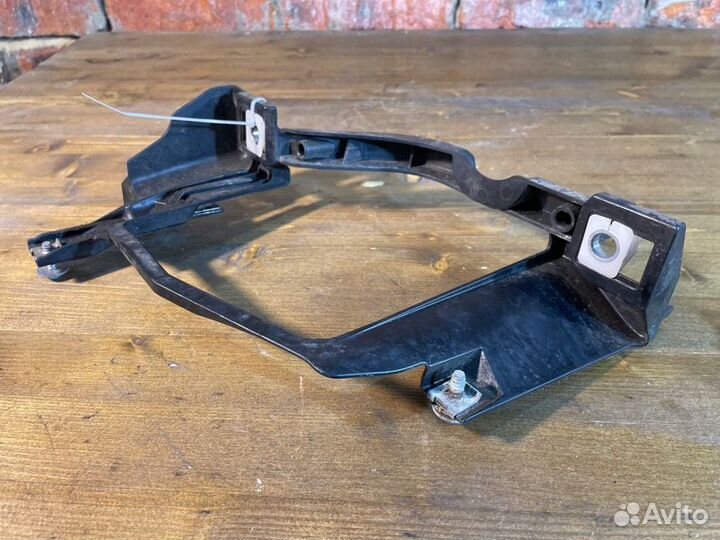 Крепление фары переднее правое Bmw 5 E60 N52B30 AF