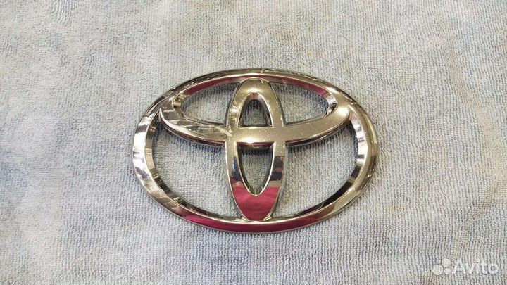 Эмблема решетки радиатора Рав 4 (3) Long