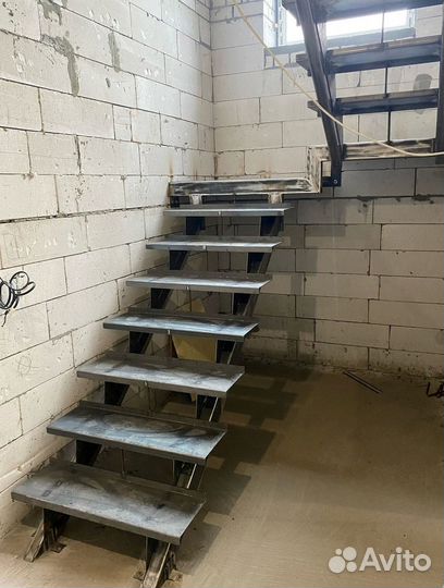 Лестница на второй этаж от производителя