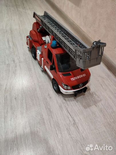 Пожарная машина bruder