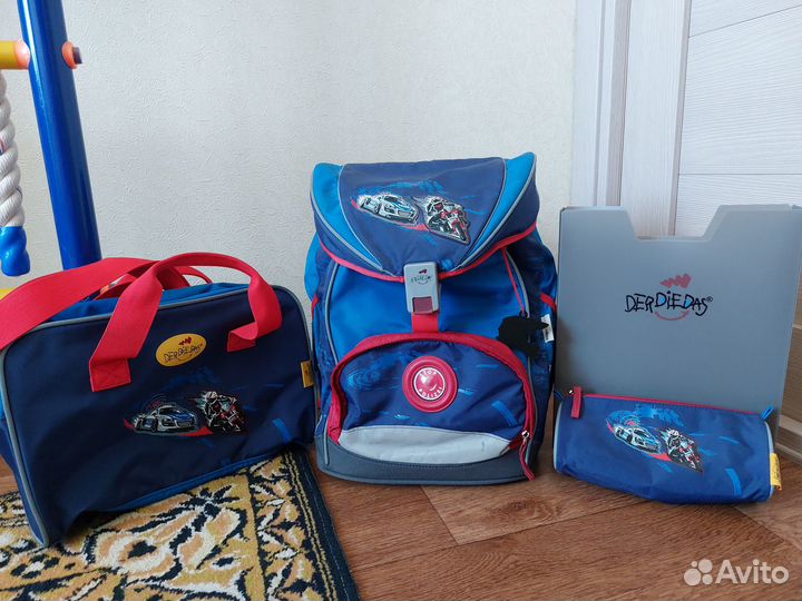 Продам школьный ранец DerDieDas (Германия) д/м