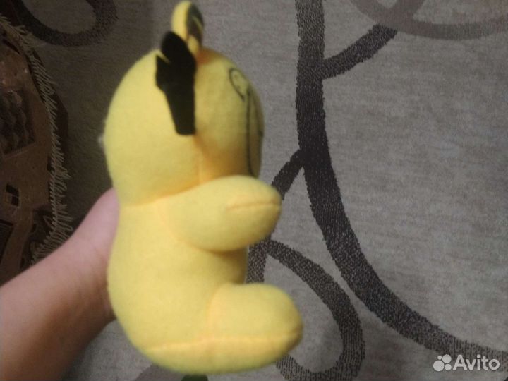 Кот жёлтый плюшевый б/у