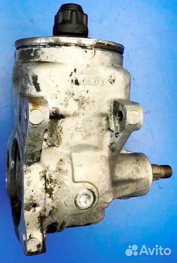 Насос гур Мерседес Венц W123