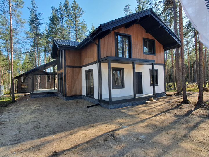 Дом 257 м² на участке 12,5 сот.