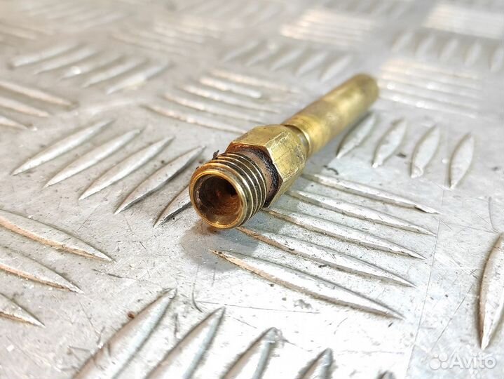 Форсунка двигателя E 124