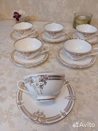 Чайный набор на 6 персон из костяного фарфора