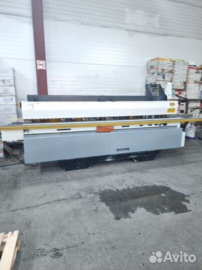 Кромкооблицовочный станок с прифуговкой бу